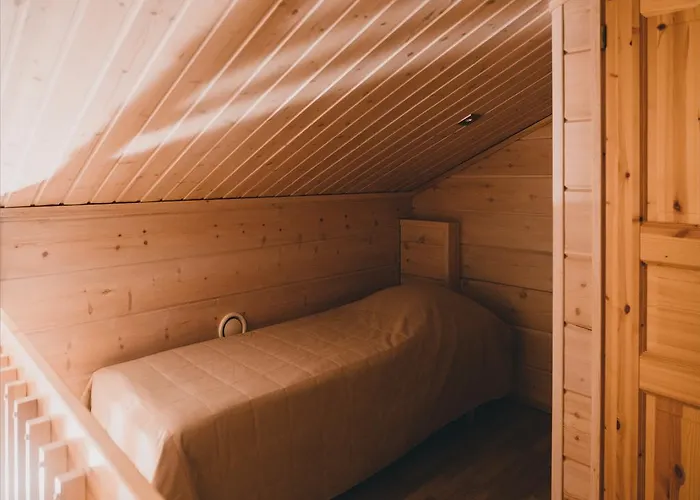 拉赫蒂别墅假日俱乐部酒店 Oivanki